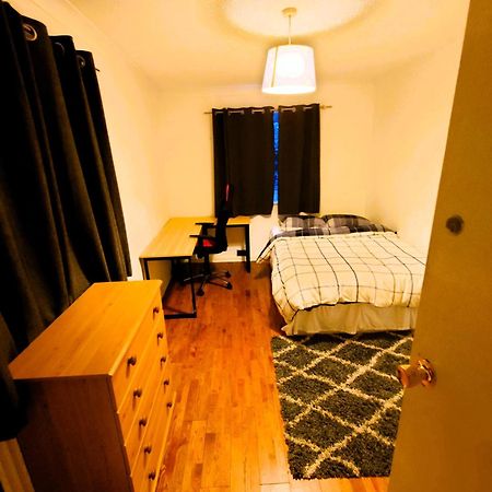 Edwardian 4 Bedrooms With 4 Bathrooms Townhouse, Next To Underground, Accommodates 10 People Лондон Экстерьер фото